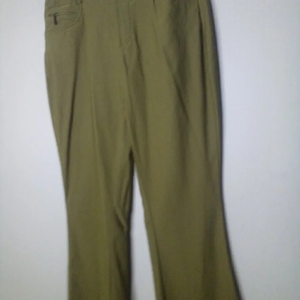 Cato Pants Women 6 Pull On Elastic Waist Boot Cut Pockets Soft Stretch Green